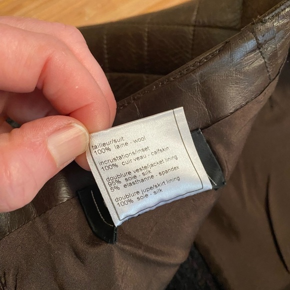 Chanel F/W 2002 Quilted Leather Mini Skirt Brown size 38 US 6 - Picture 8 of 11